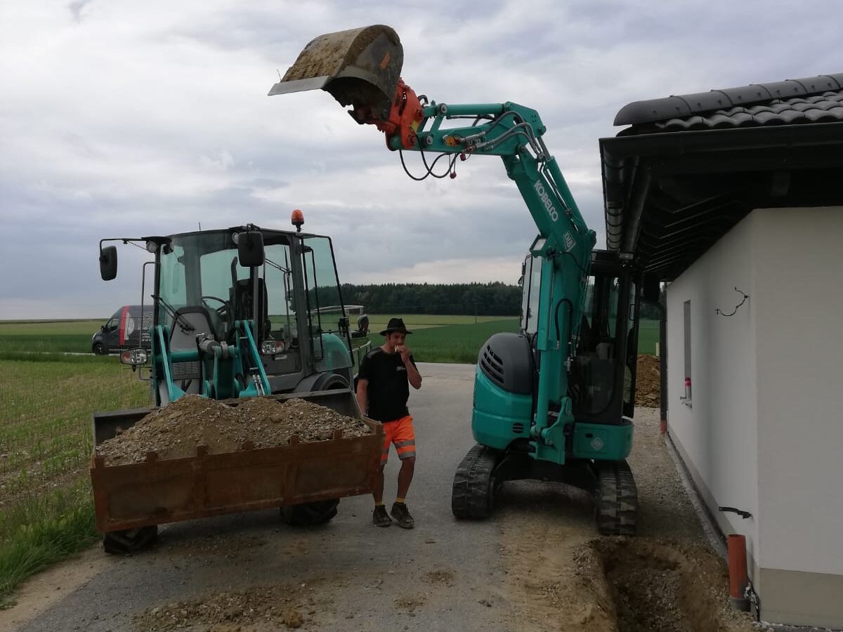 Arbeiten mit Baggern bei Eggersdorfer